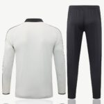 Ensemble Training ALLEMAGNE Beige 2026/27