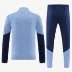 Ensemble Training BAYERN MUNICH Bleu Clair 2026/27