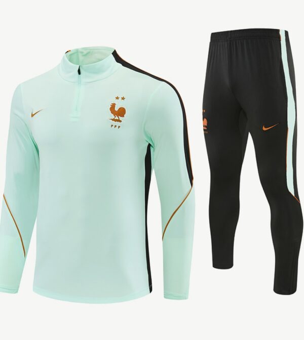 Ensemble Training FRANCE Vert Clair 2026/27