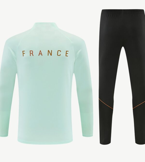 Ensemble Training FRANCE Vert Clair 2026/27