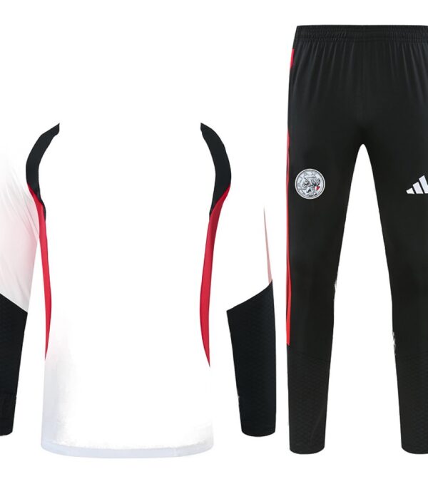 Ensemble Training AJAX Blanc 2026/27