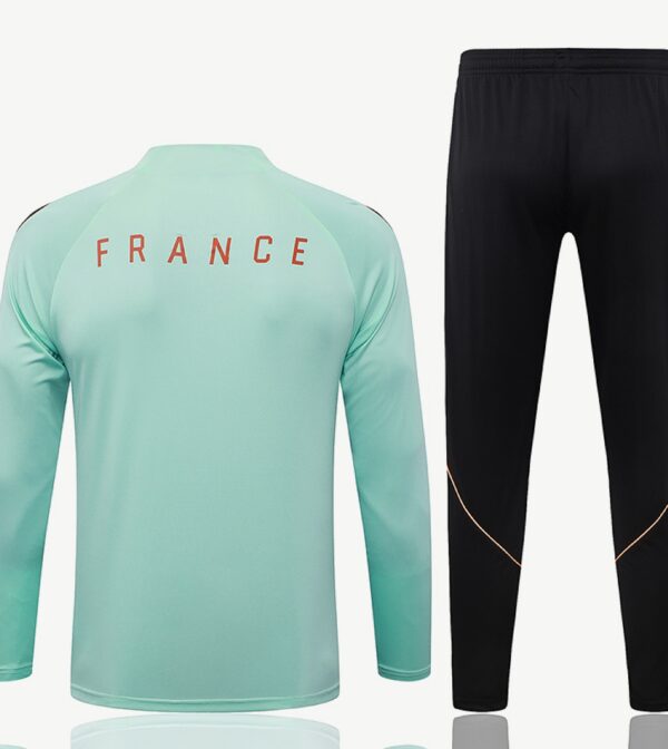 Ensemble Training FRANCE Vert 2026/27